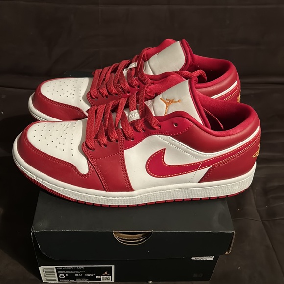 Jordan 1 low “cardinal red” - Picture 3 of 4